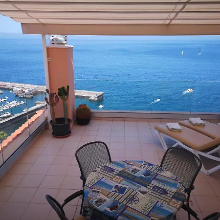 Luxury Apt. With Stunning Sea View Appartement *