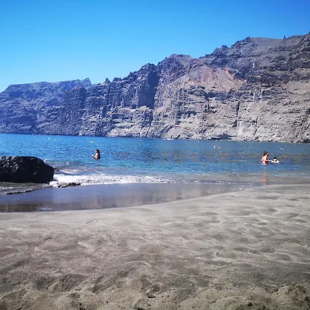 Luxury Apt. With Stunning Sea View Appartamento *