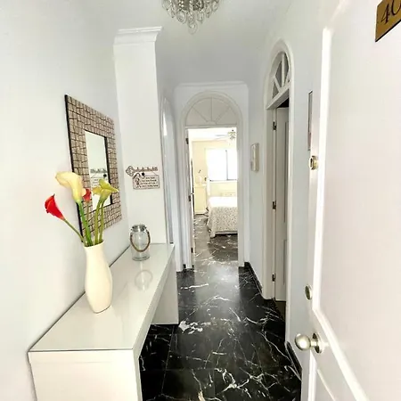 Luxury Apt. With Stunning Sea View *